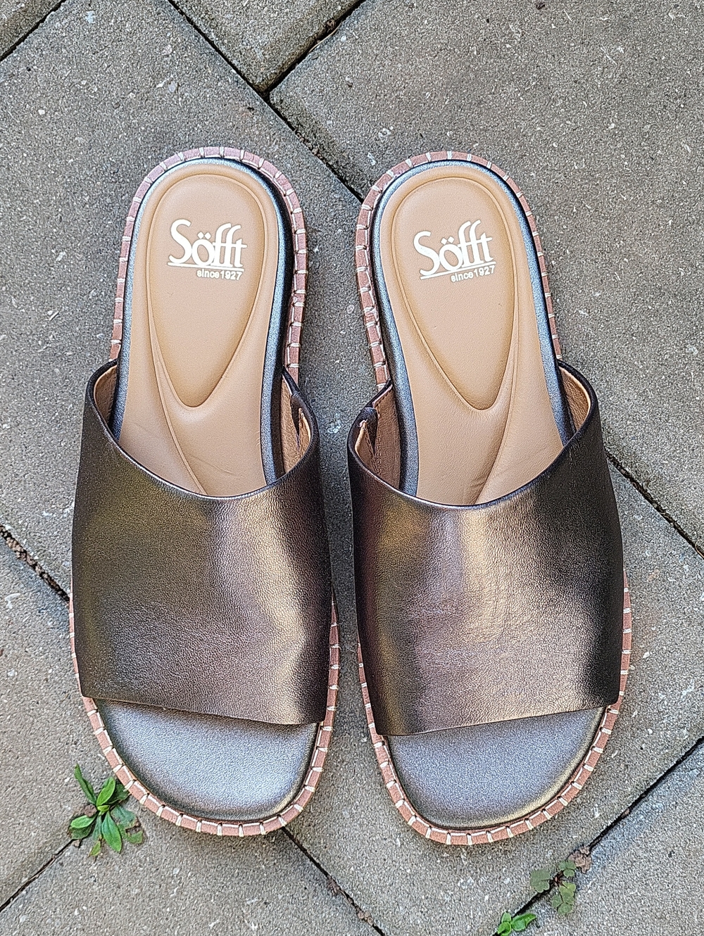 Sofft Noble II Dark Pewter Leather Slides 8.5 - Picture 8 of 14